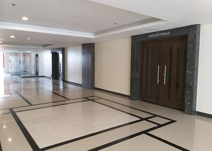 One Pacific With Ocean View 5*