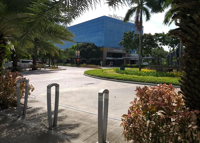 One Pacific With Ocean View 5*